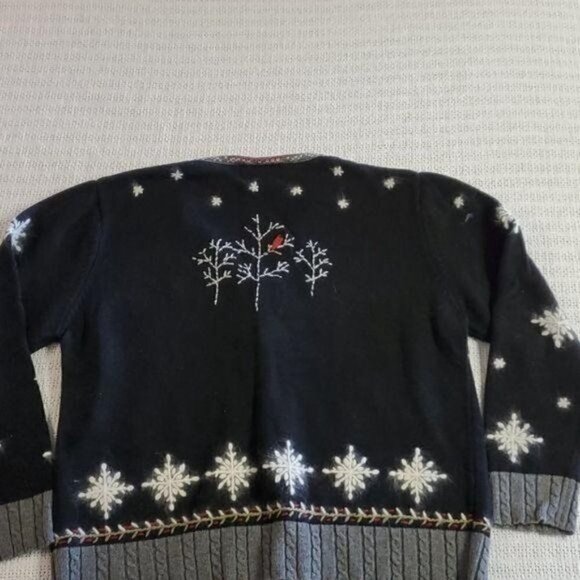 Northcrest Holiday Lodge Black Embroidered Full Zip Embellished LS Sz M Sweater - Picture 4 of 8
